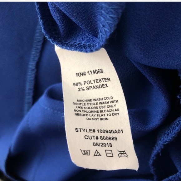 Ten Sixty Sherman Blue front Button Crop Top - Picture 4 of 6